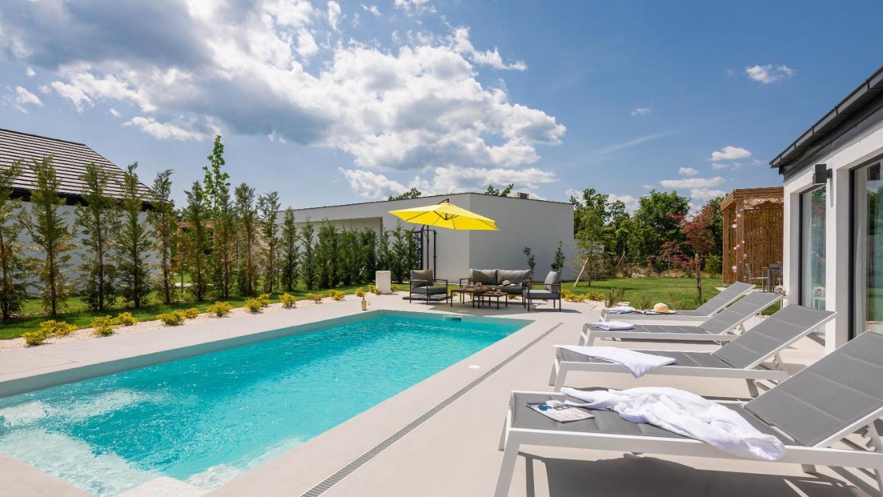 Bandelli Villas Oklaj Exterior foto